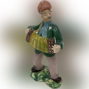 Glass Accordion Player Figurine Made in Czechoslovakia slightly BROKEN AS IS